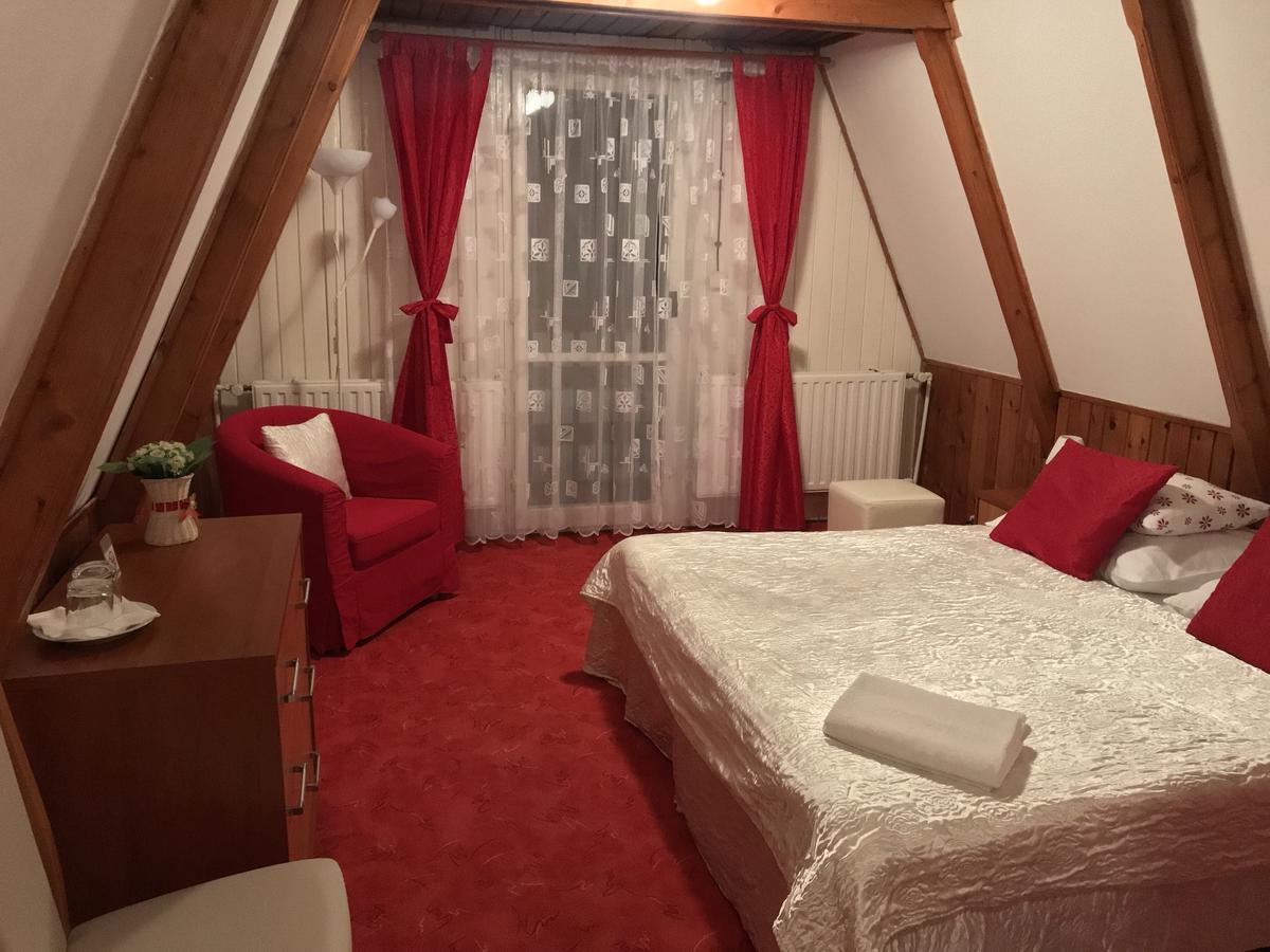 Pension Koliba Krnov Habitación foto